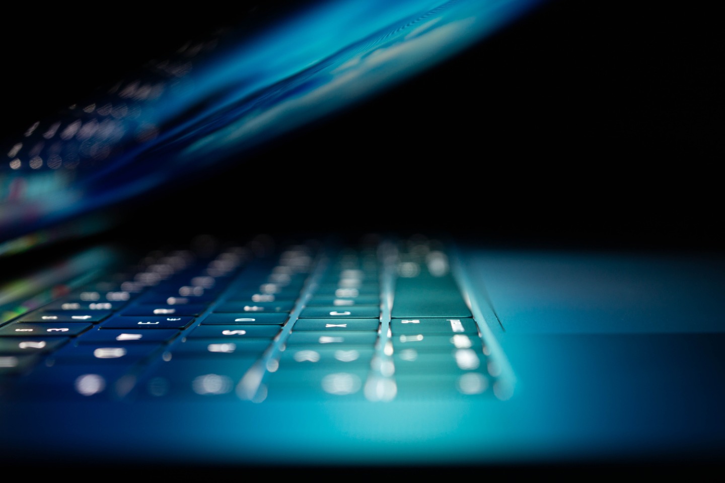 Tips to make the Internet safer